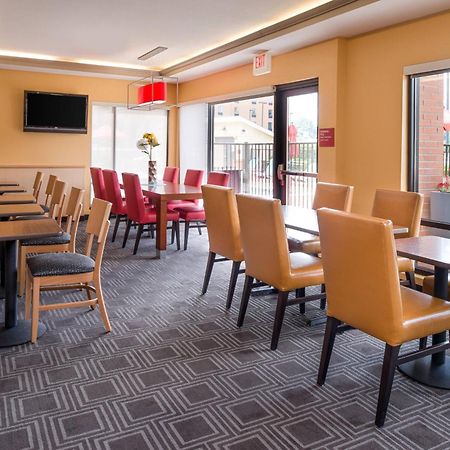 Towneplace Suites Huntington Eksteriør bilde